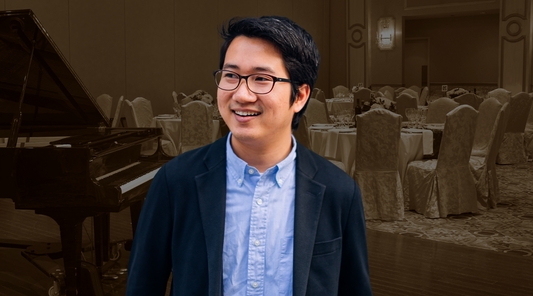Justin De Leon Takes the Stage for a December Piano Spectacle